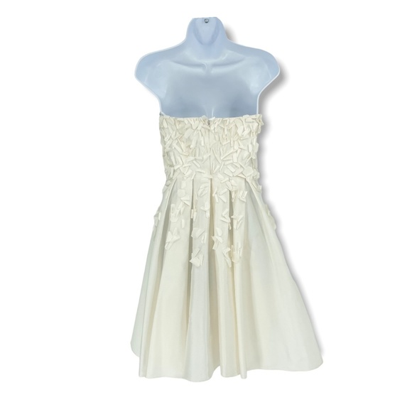 Calvin‎ Klein Ivory Wedding Strapless Dress - Picture 2 of 9